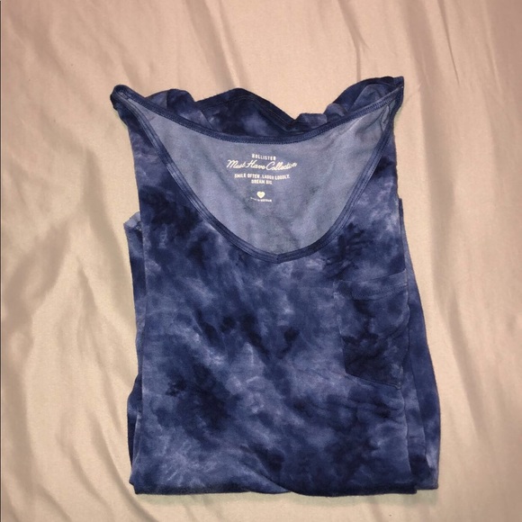 Hollister Tops - π2/$15π Hollister Must Have Collection Hollister Tops - π2/$15π Hollister Must Have Collection